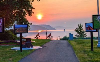 Tourisme gourmand à vélo : l&rsquo;Auberge des 21, votre escale à La Baie face au Fjord du Saguenay