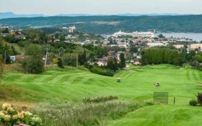 Club de Golf Port-Alfred : Le Parcours Centenaire à 5 Minutes de l&rsquo;Auberge des 21