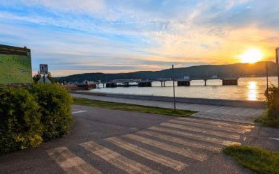 Le sentier Notre-Dame-Kapatakan : faire halte à La Baie, devant le fjord